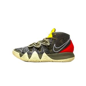 Nike Kyrie What the Camo size 10.5